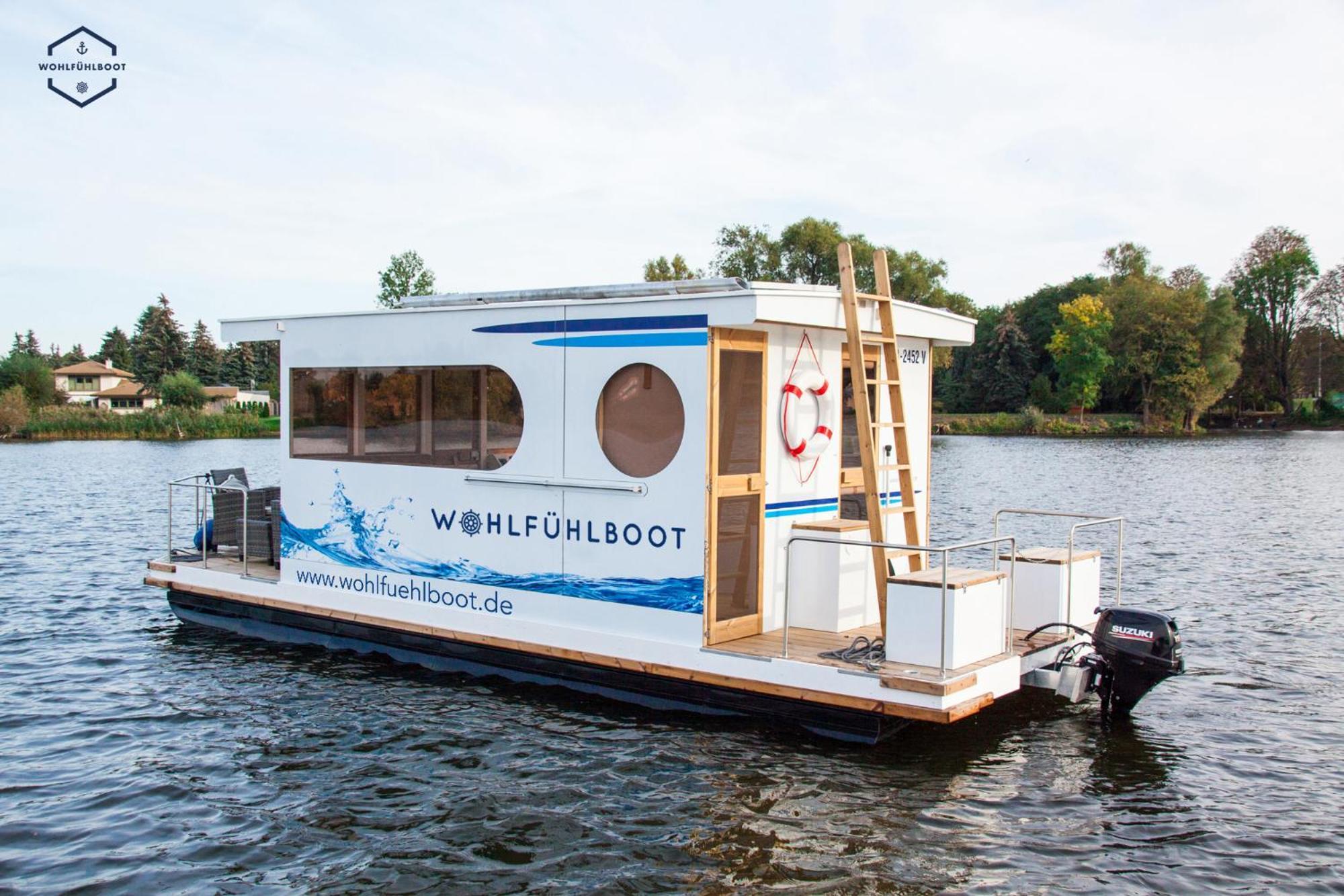 Botel Wohlfuehlboot Hausboot - Festlieger Im Hafen - Wc An Bord, Dusche An Land *